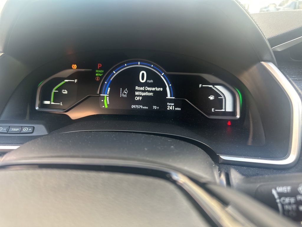 Used 2018 Honda Clarity Touring image 3