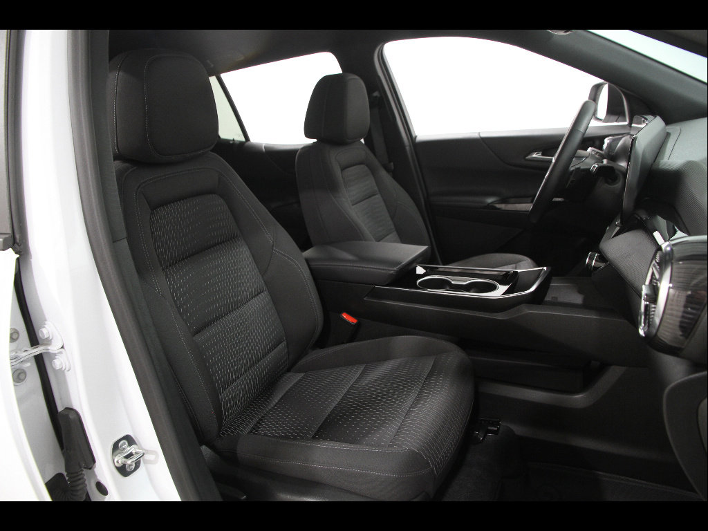 Certified 2025 Chevrolet Equinox LT image 18