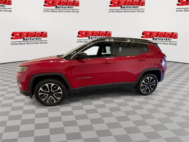 Used 2023 Jeep Compass Limited image 5