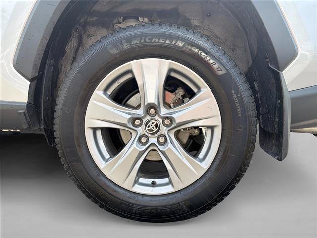 Used 2023 Toyota RAV4 XLE w/ Convenience Package AWD/4WD image 9