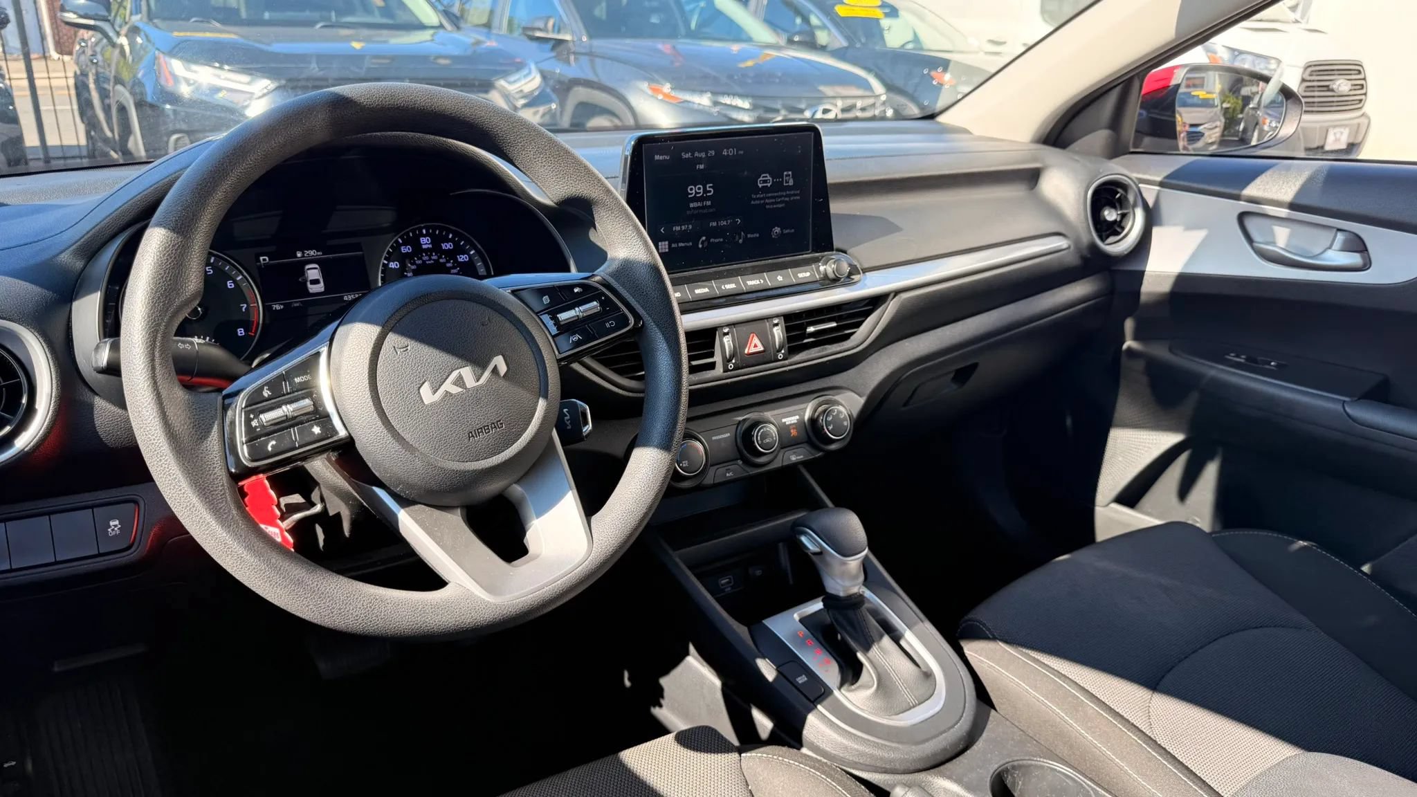Used 2024 Kia Forte LXS FWD image 17