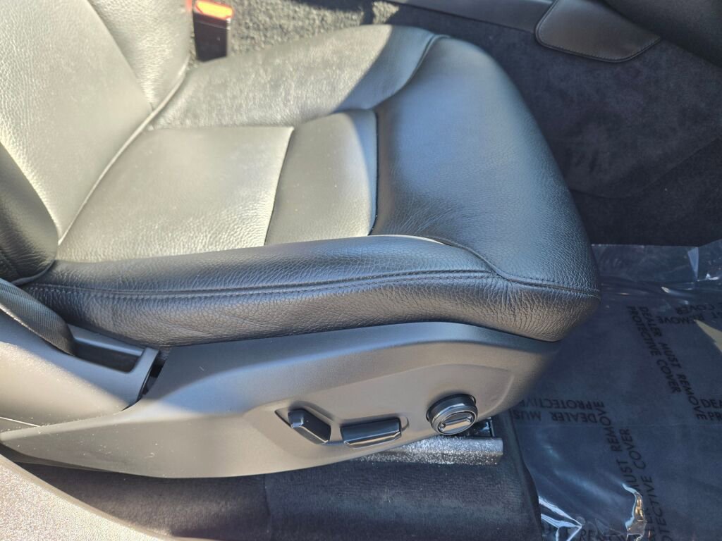 Used 2023 Volvo XC90 T8 Core image 12