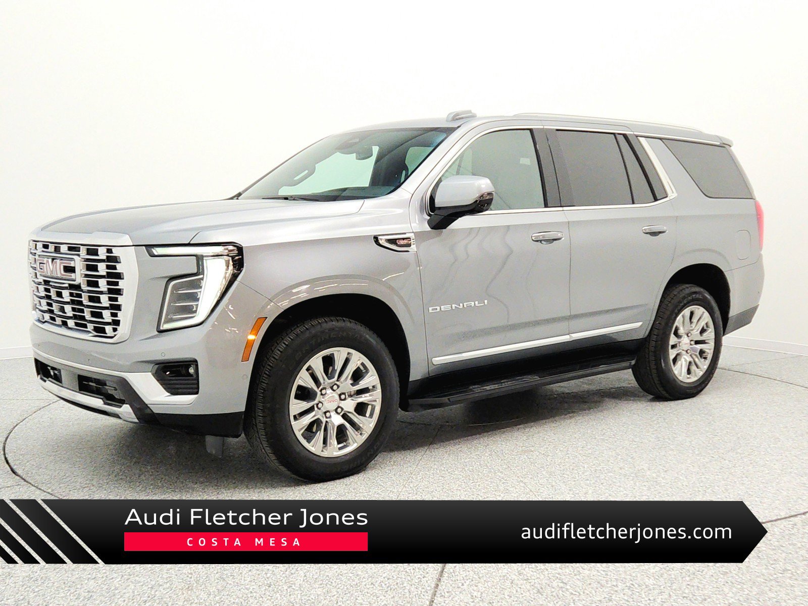 Used 2025 GMC Yukon Denali AWD/4WD image 1