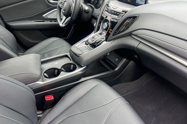 Certified 2025 Acura RDX w/ Technology Package image 18