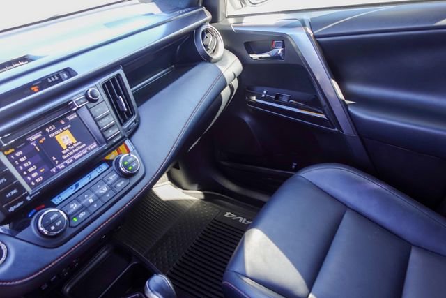 Certified 2018 Toyota RAV4 SE w/ Power Extra Value Package AWD/4WD image 24