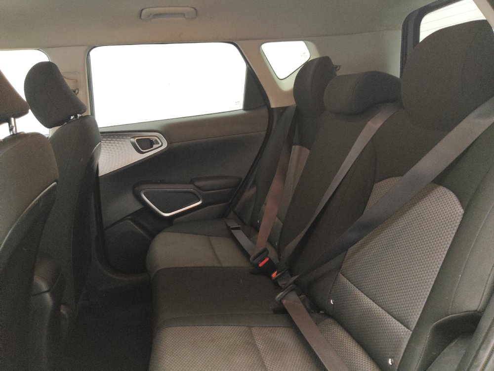 Used 2020 Kia Soul LX FWD image 18