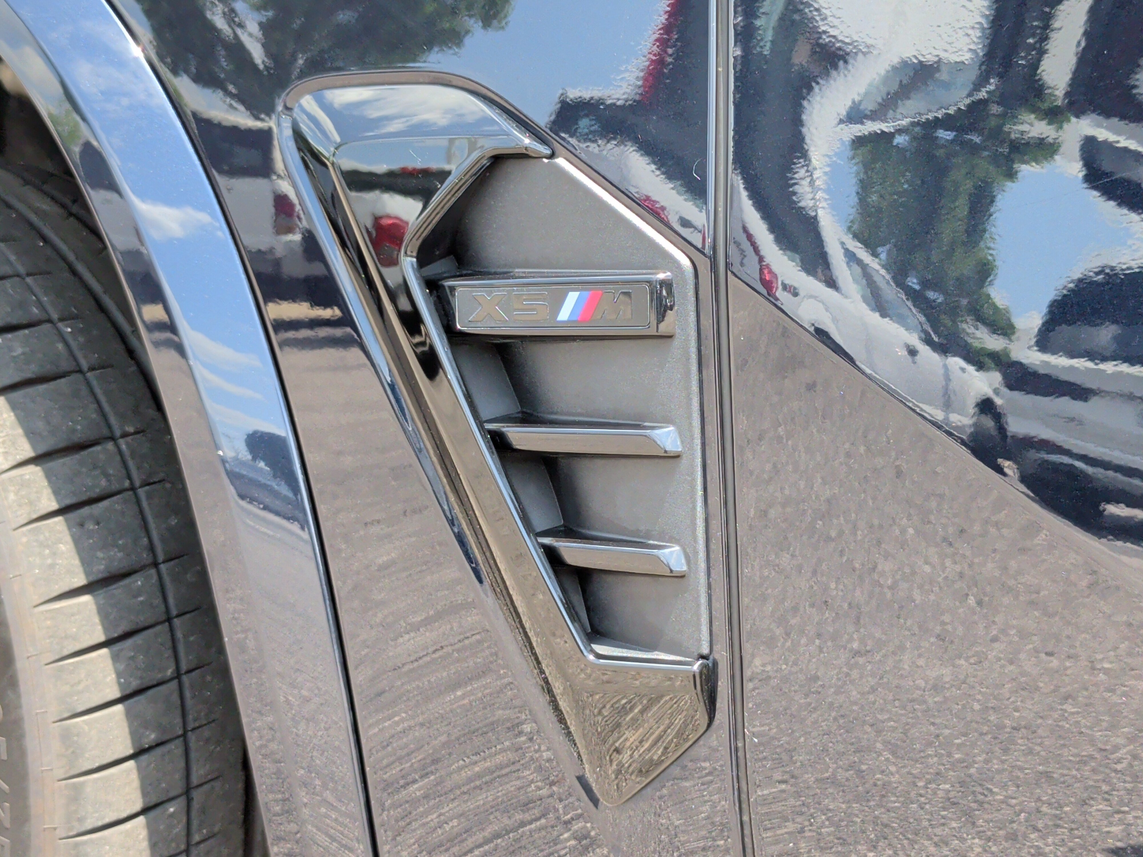 Used 2024 BMW X5 M Competition AWD/4WD image 12