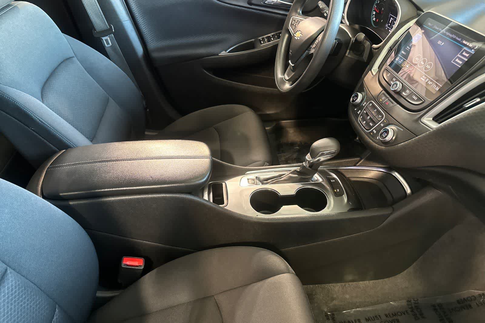 Used 2024 Chevrolet Malibu LT FWD image 18
