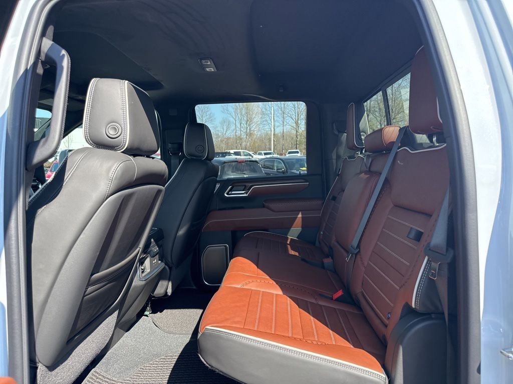 New 2026 GMC Sierra 2500 Denali Ultimate image 15