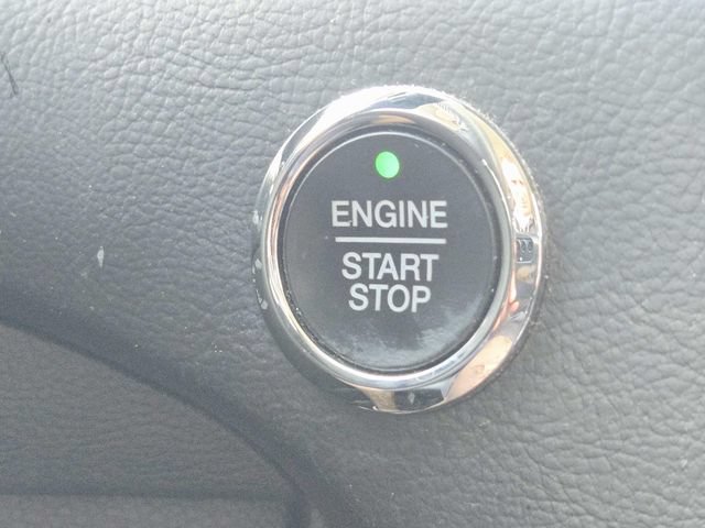 Used 2020 Ford Edge Titanium FWD image 13