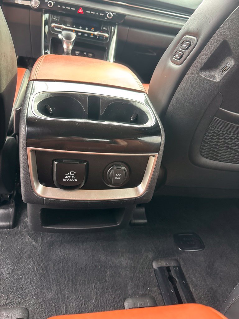 Used 2022 Kia Carnival SX FWD image 18