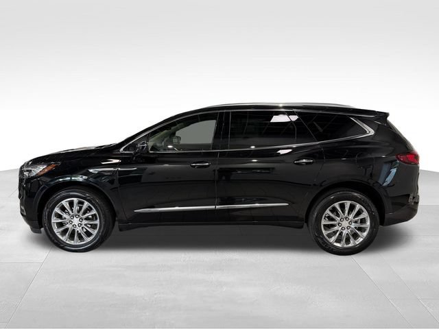 Used 2020 Buick Enclave Premium w/ Surround and Sites Package FWD image 4