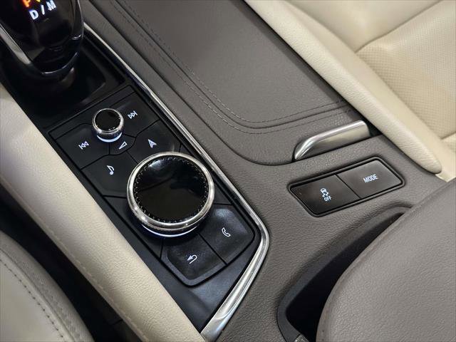 Used 2023 Cadillac XT6 Premium Luxury image 32