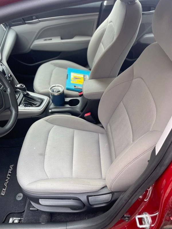 Used 2018 Hyundai Elantra Value Edition w/ Cargo Package image 9