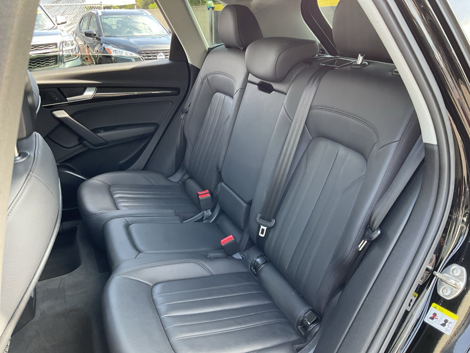 Used 2020 Audi Q5 2.0T Premium w/ Convenience Package AWD/4WD image 19