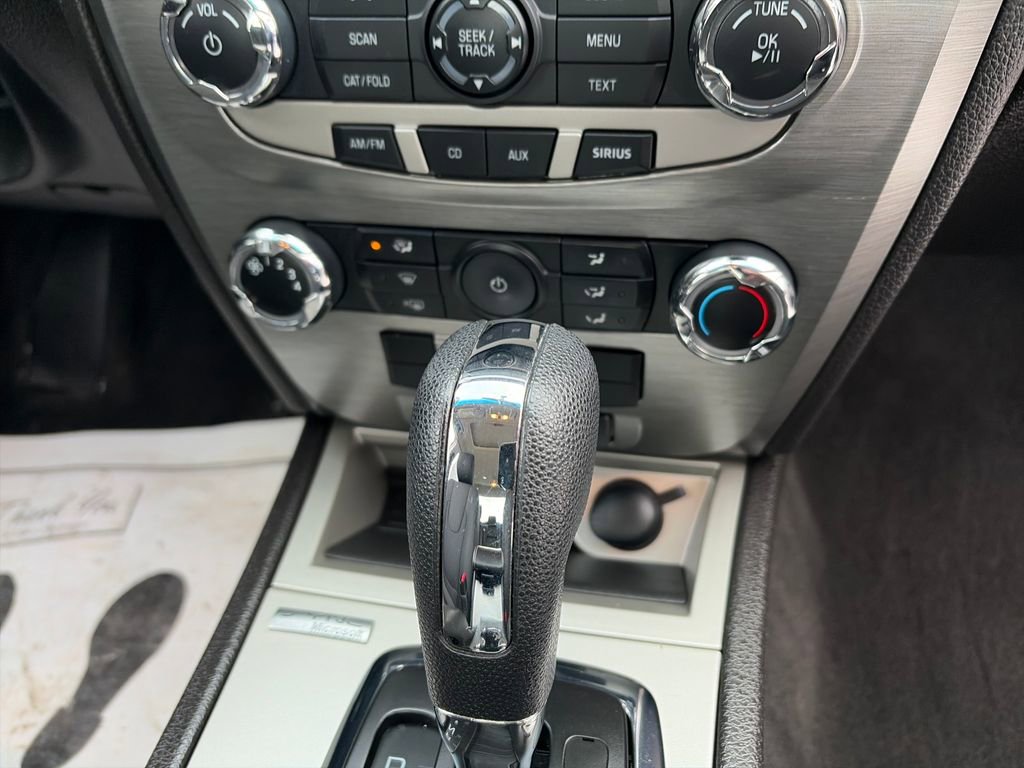 Used 2012 Ford Fusion SE image 19