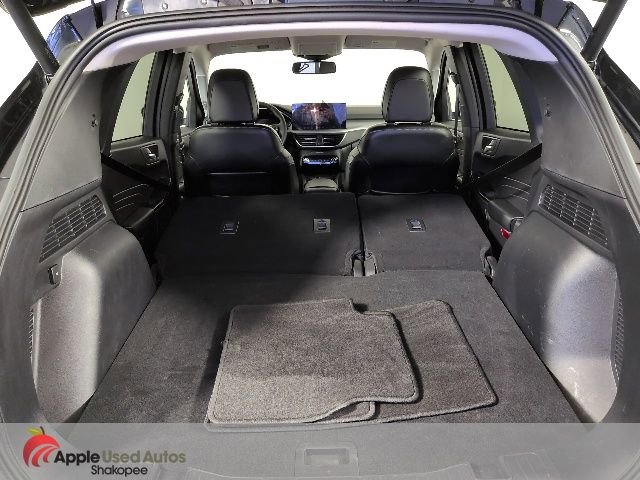 Used 2024 Ford Escape Platinum image 10