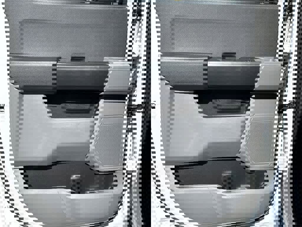 New 2023 Ford F150 Lightning Pro image 17