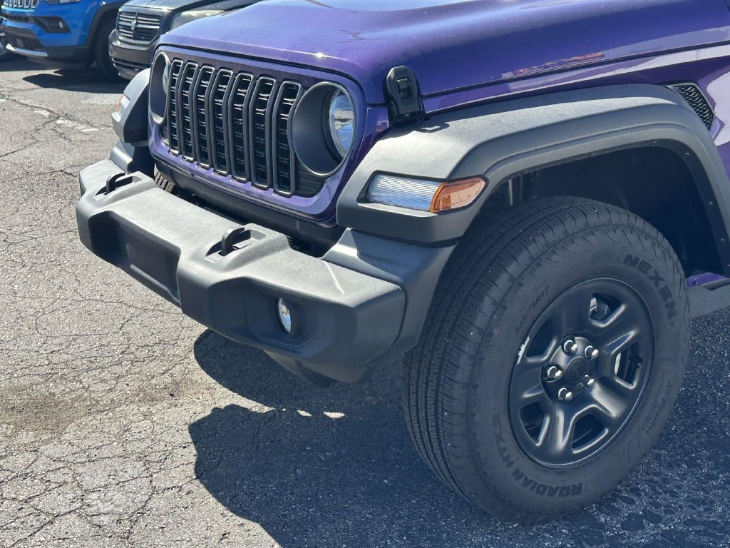 Used 2026 Jeep Wrangler Unlimited Sport AWD/4WD image 8