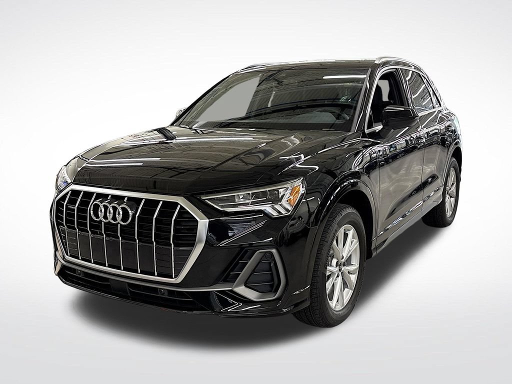 Used 2025 Audi Q3 2.0T Premium w/ Convenience Package AWD/4WD image 1