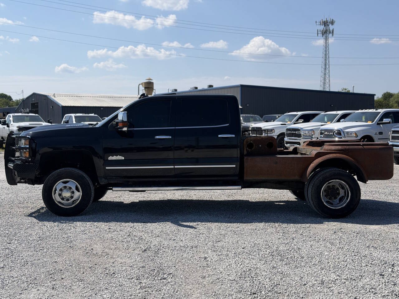 Used 2018 Chevrolet Silverado 3500 High Country w/ Duramax Plus Package AWD/4WD image 3