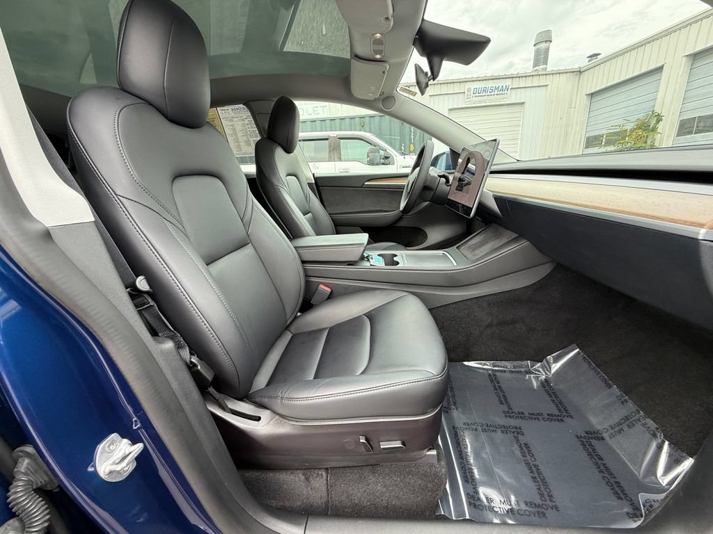 Used 2023 Tesla Model Y Long Range AWD/4WD image 24
