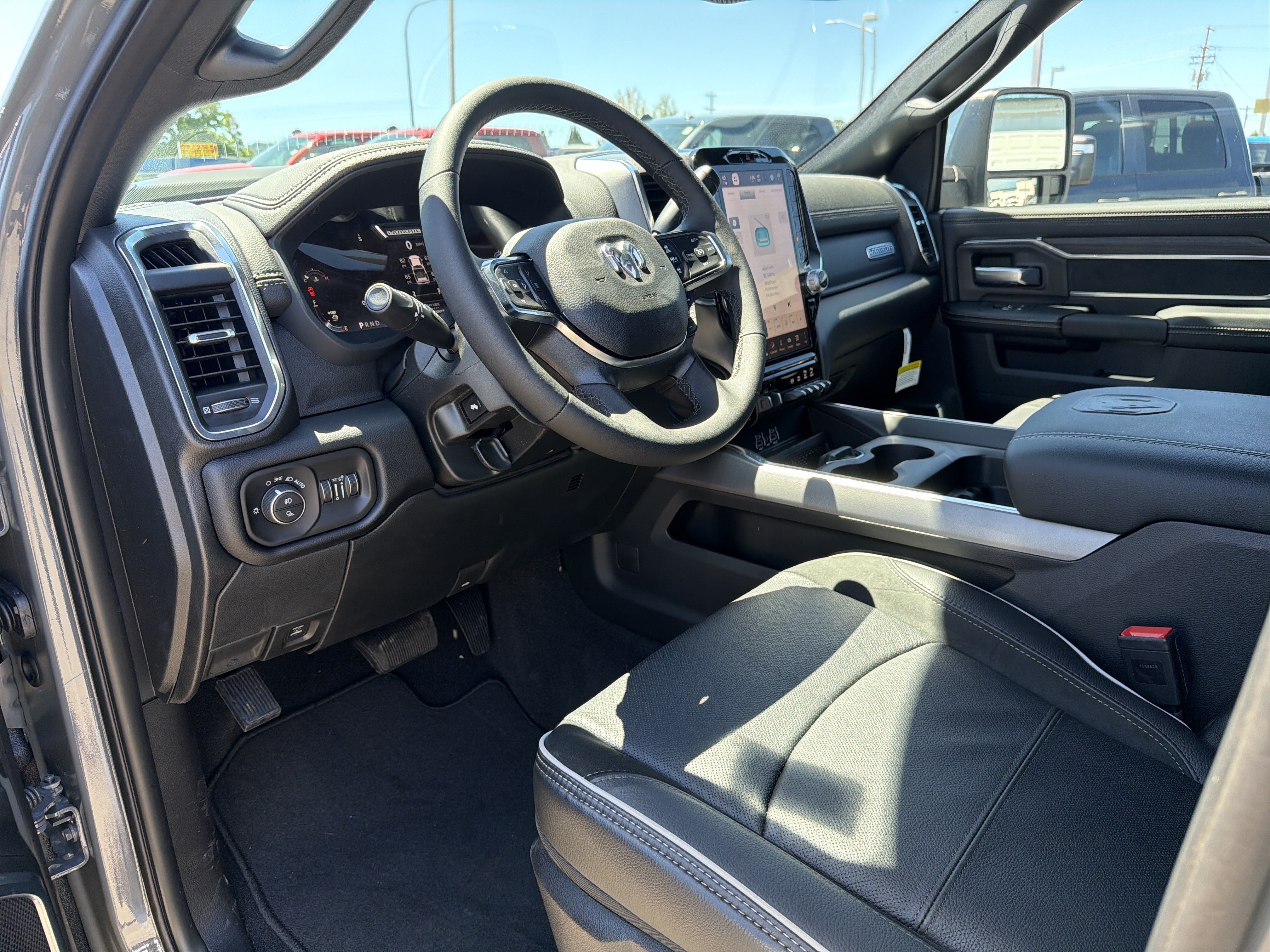 New 2026 RAM 2500 Laramie w/ Night Edition AWD/4WD image 9