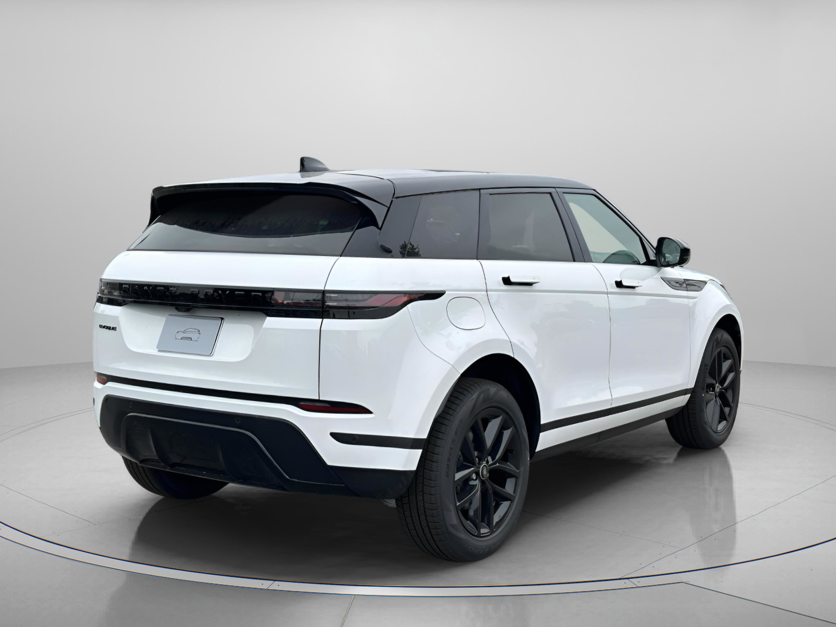 Used 2026 Land Rover Range Rover Evoque S image 5