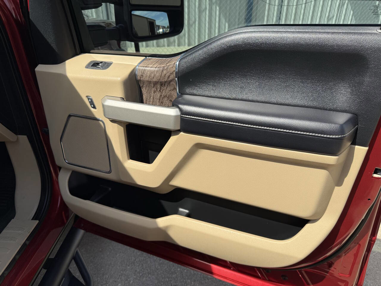 Used 2019 Ford F550 4x4 Crew Cab Super Duty image 20