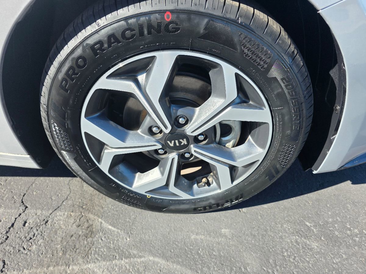 Used 2019 Kia Forte LXS image 6