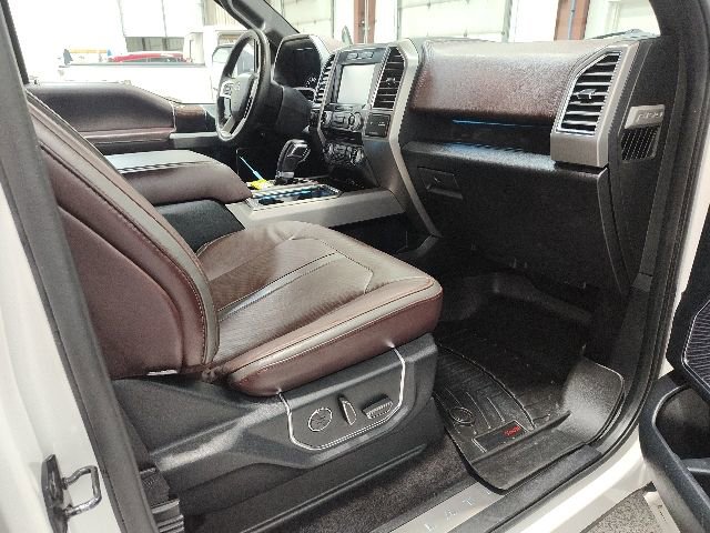 Used 2015 Ford F150 Platinum w/ Equipment Group 701A Luxury AWD/4WD image 23