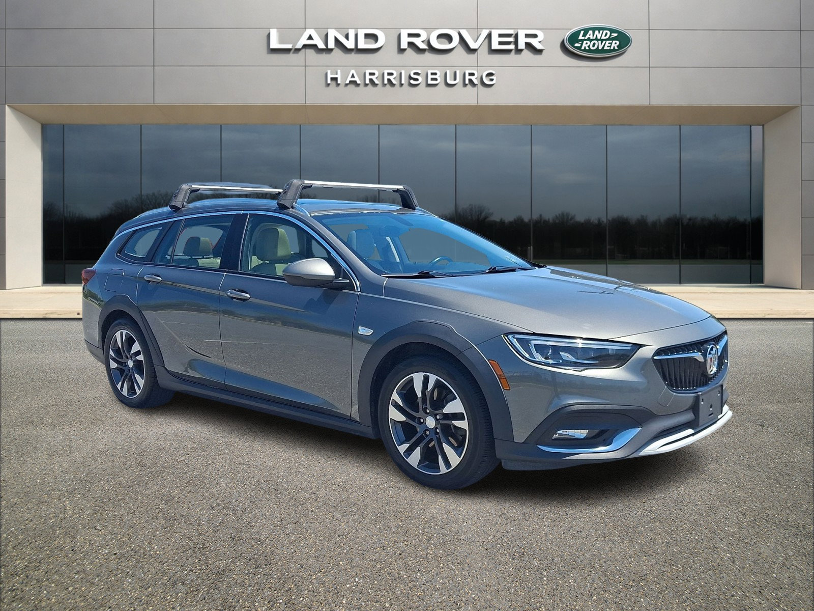 Used 2018 Buick Regal Essence w/ Driver Confidence Package #1 AWD/4WD image 5