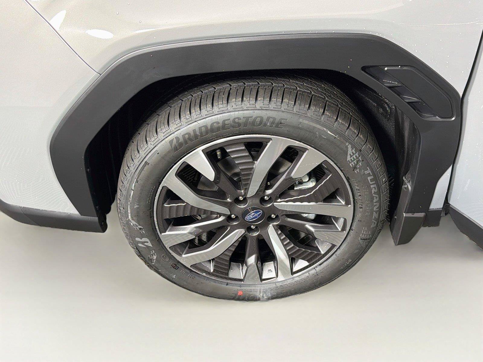 New 2026 Subaru Forester Touring AWD/4WD image 31