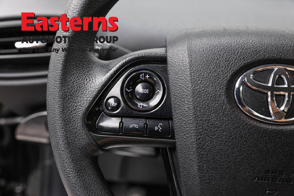Used 2022 Toyota Prius LE FWD image 15