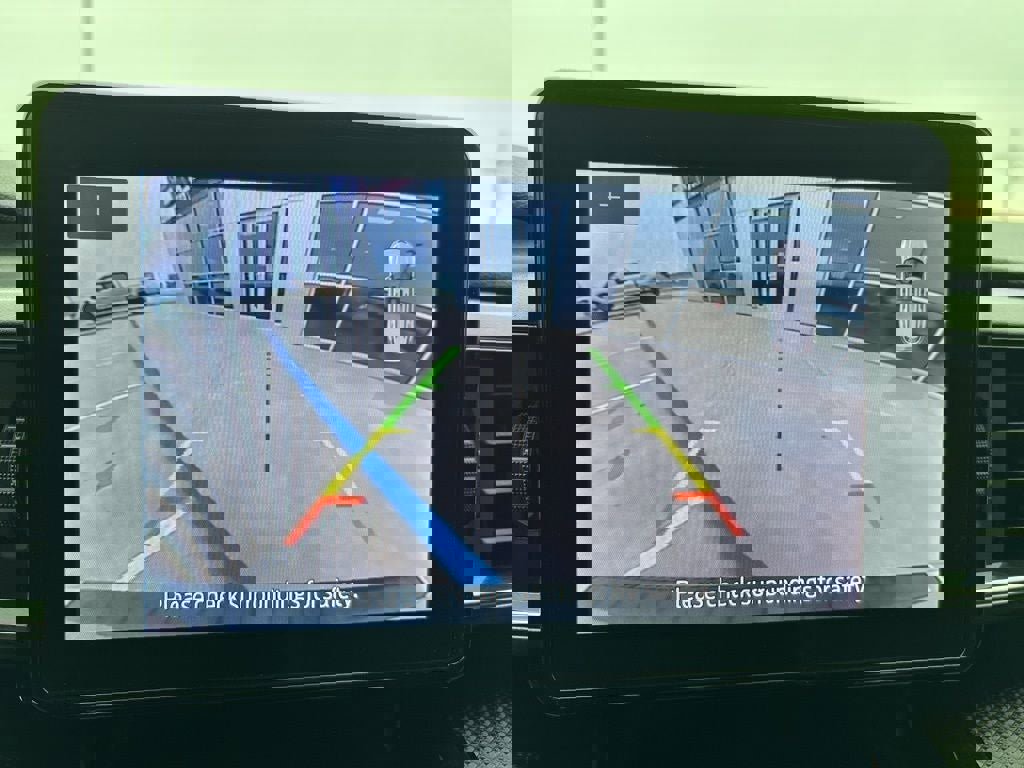 Used 2024 Ford Explorer ST-Line w/ Class IV Trailer Tow Package image 15