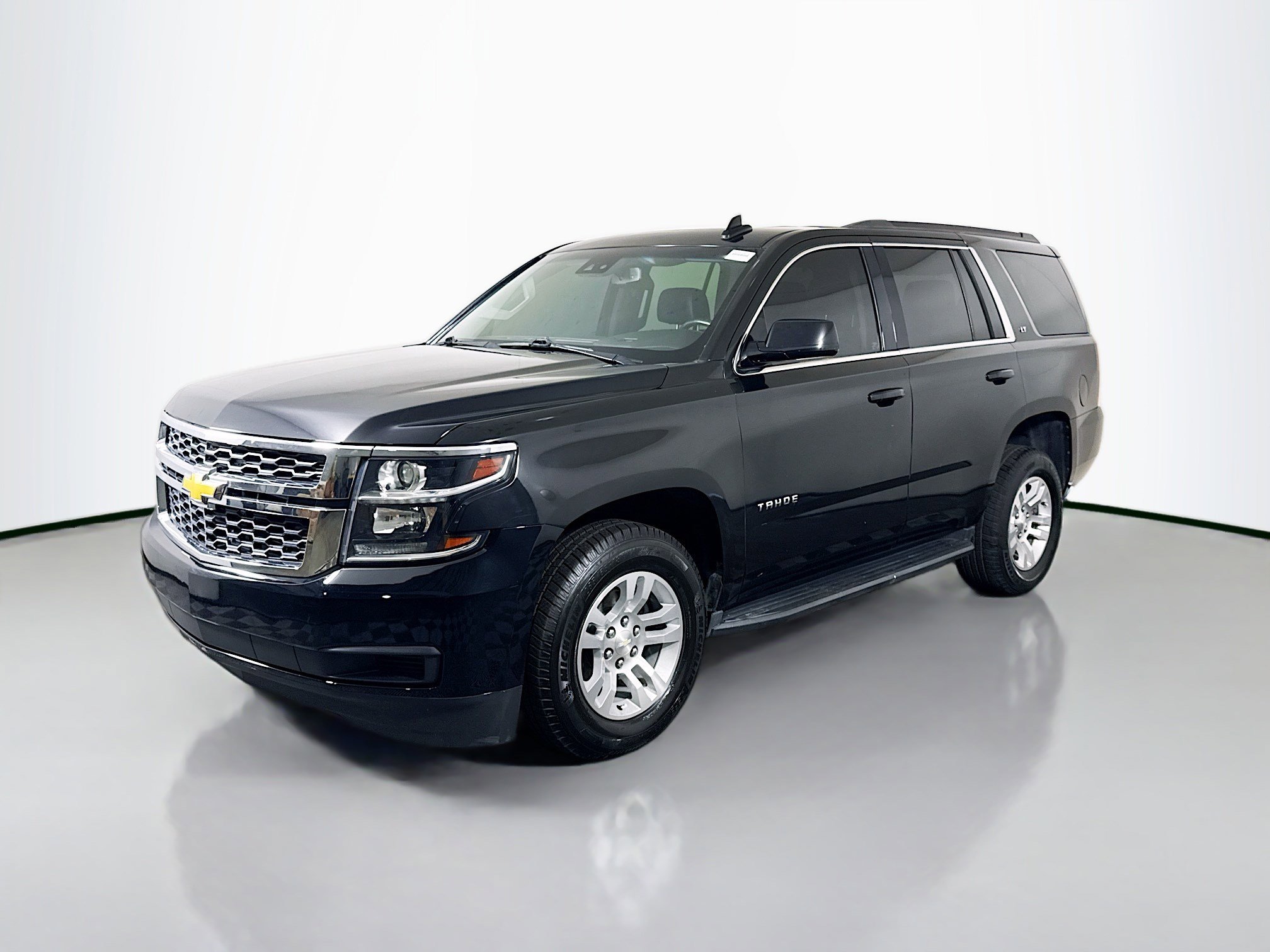 Used 2019 Chevrolet Tahoe LT image 4