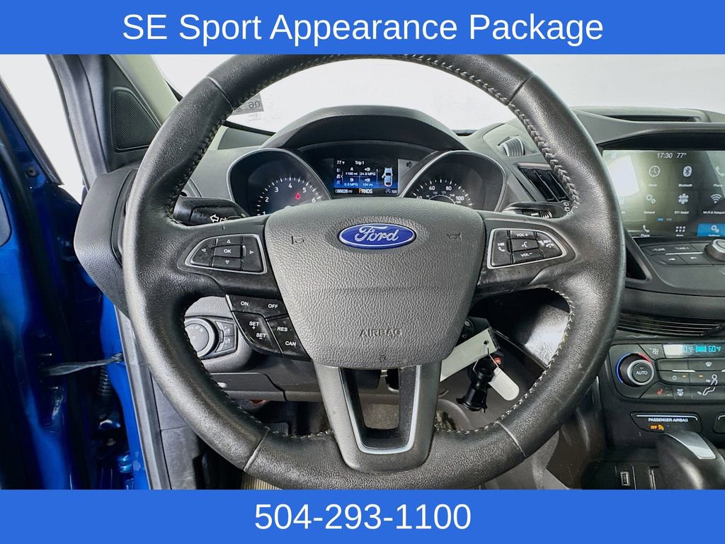 Used 2018 Ford Escape SE w/ SE Sport Appearance Package image 8