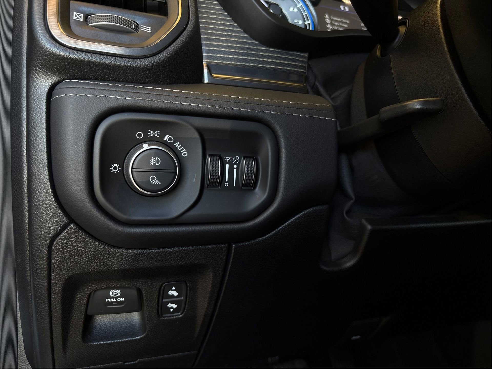 Used 2021 RAM 1500 Limited w/ Night Edition image 20