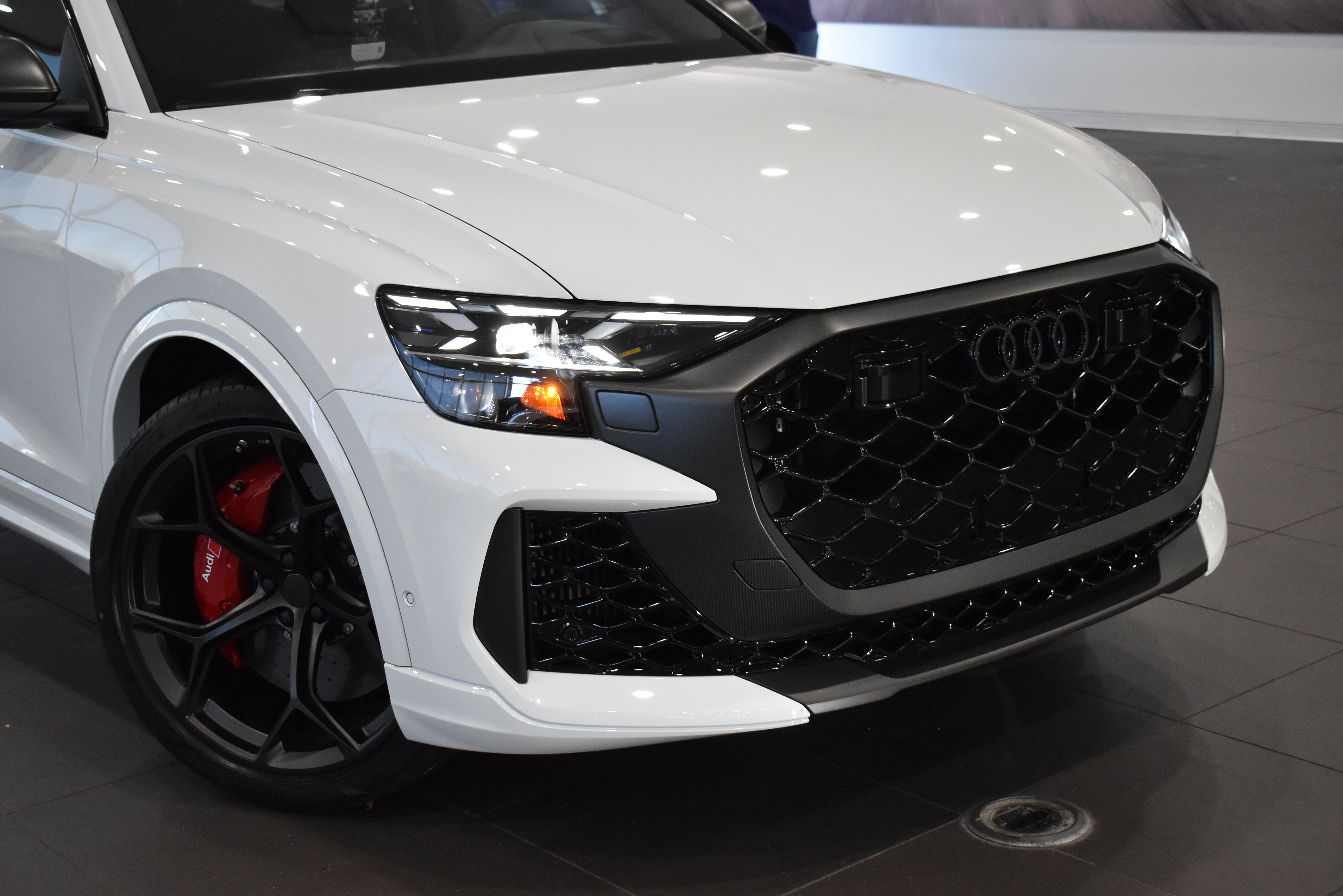 New 2026 Audi RS Q8 performance image 3