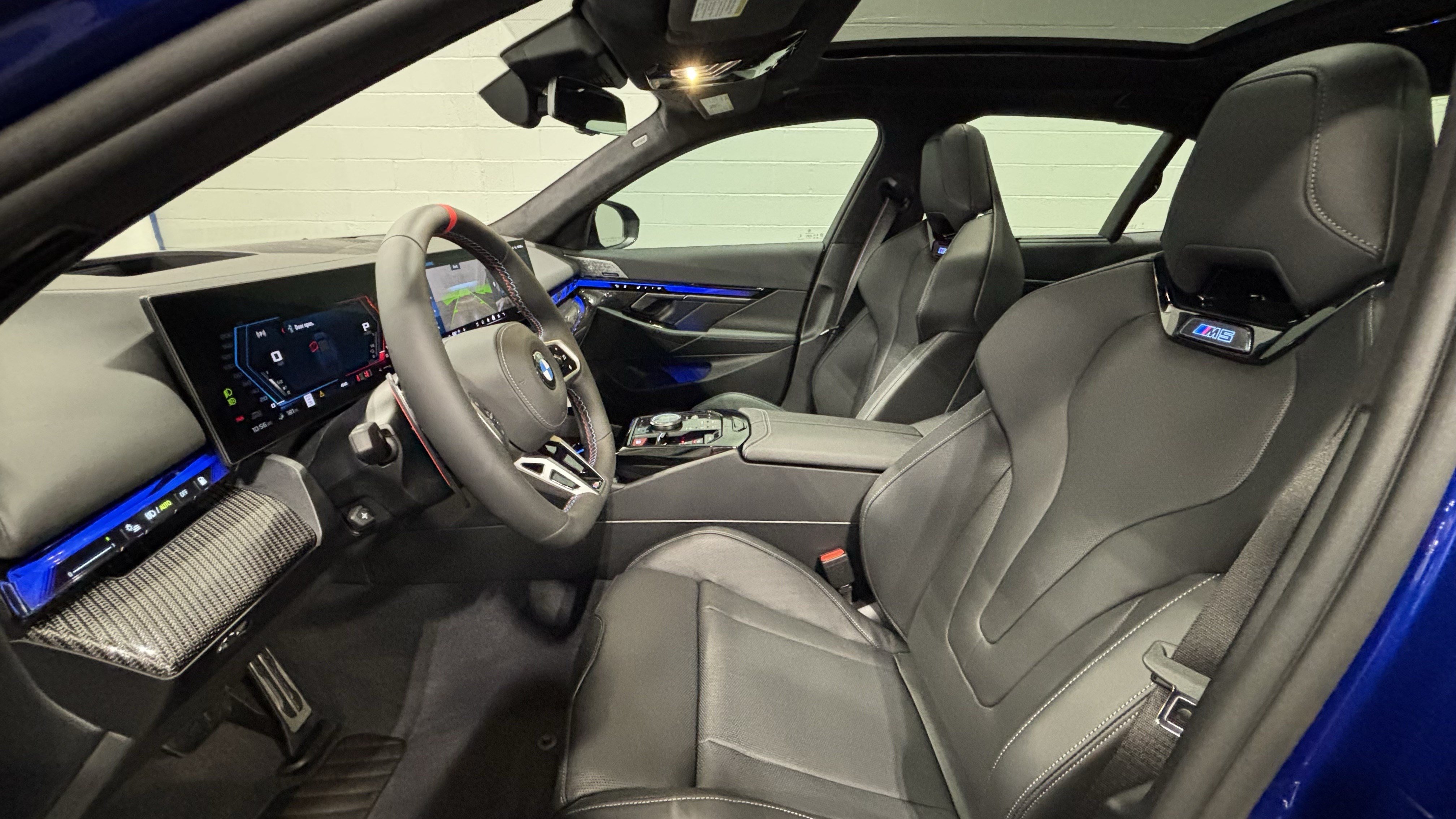 New 2027 BMW M5 w/ Executive Package AWD/4WD image 12