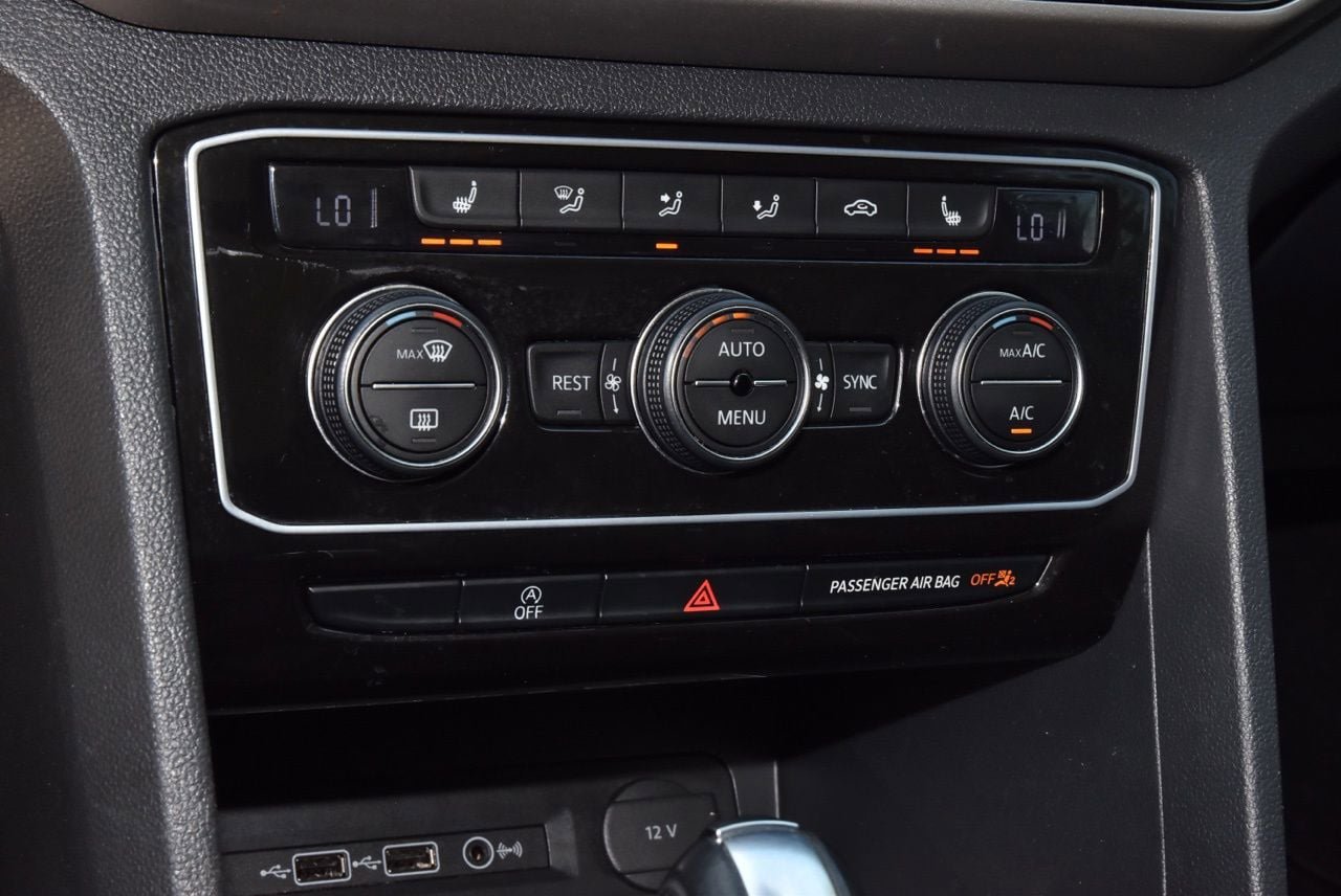 Used 2021 Volkswagen Atlas SEL AWD/4WD image 30
