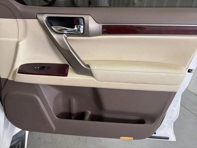 Used 2015 Lexus GX 460 Luxury AWD/4WD image 23