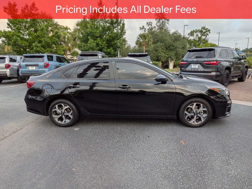 Used 2021 Kia Forte LXS FWD image 3