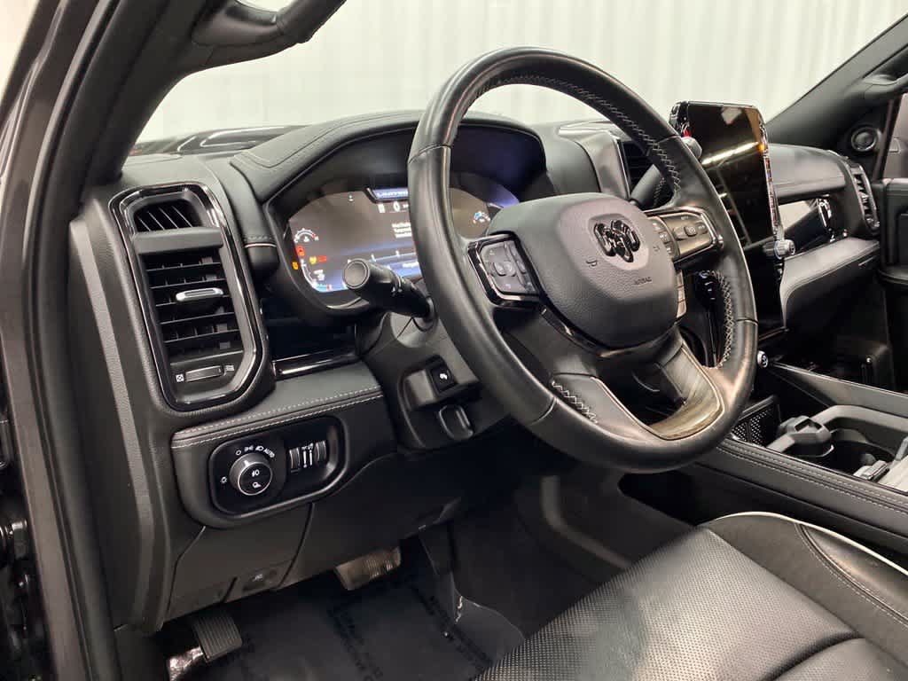 Used 2025 RAM 3500 Limited AWD/4WD image 2
