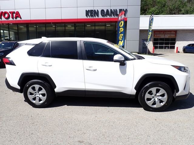 Certified 2022 Toyota RAV4 LE w/ Carpet Mat Package (TMS) FWD image 2