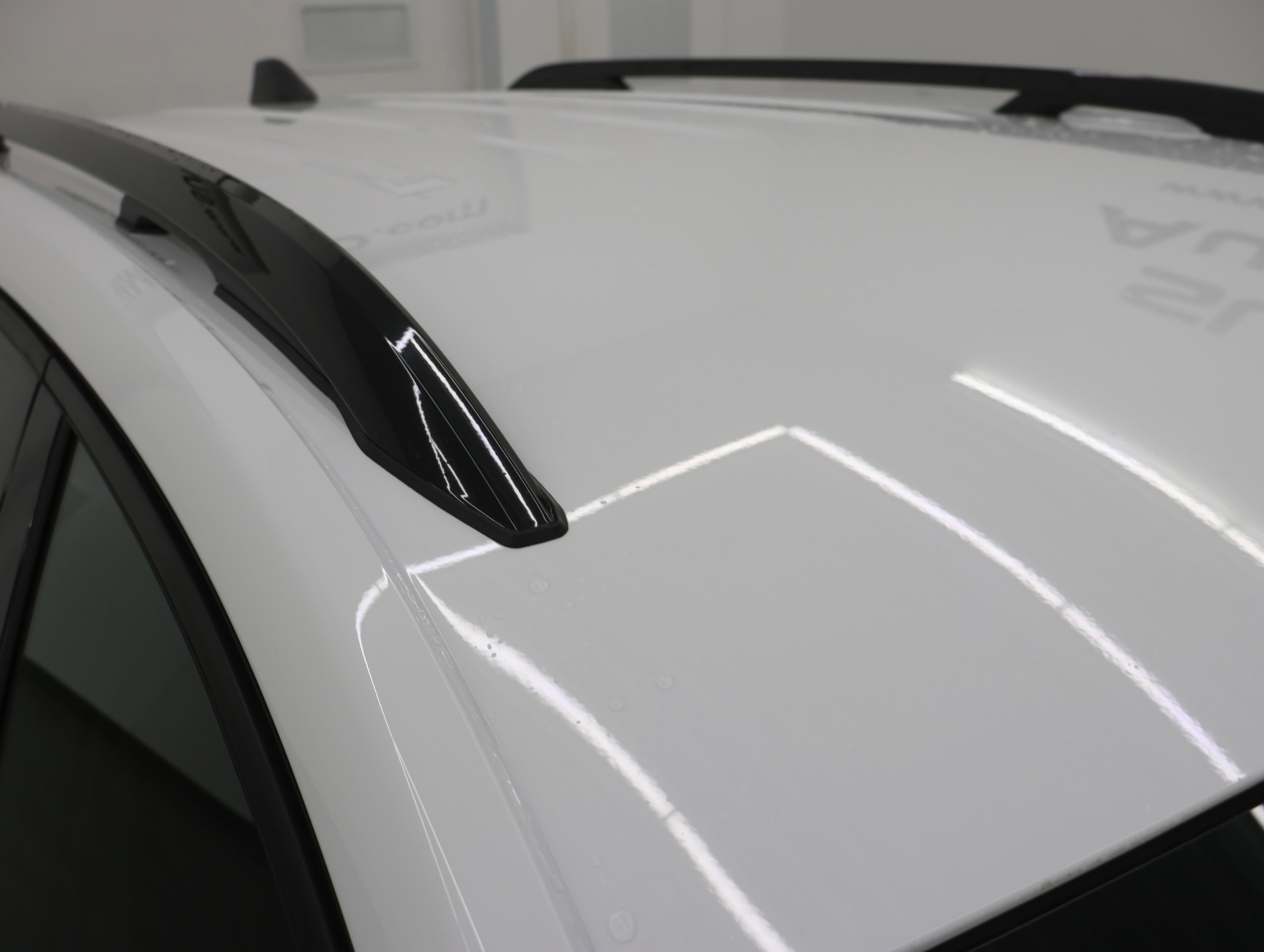 Used 2024 Chevrolet Equinox RS w/ LPO, Floor Liner Package image 4