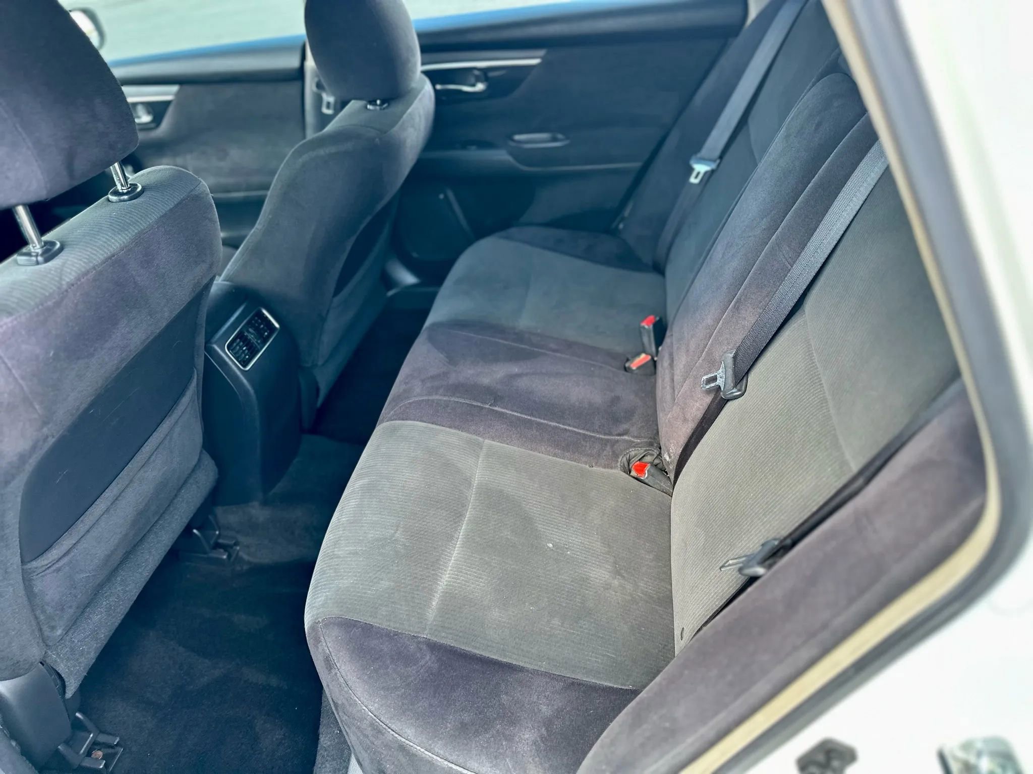 Used 2013 Nissan Altima 2.5 SV image 28