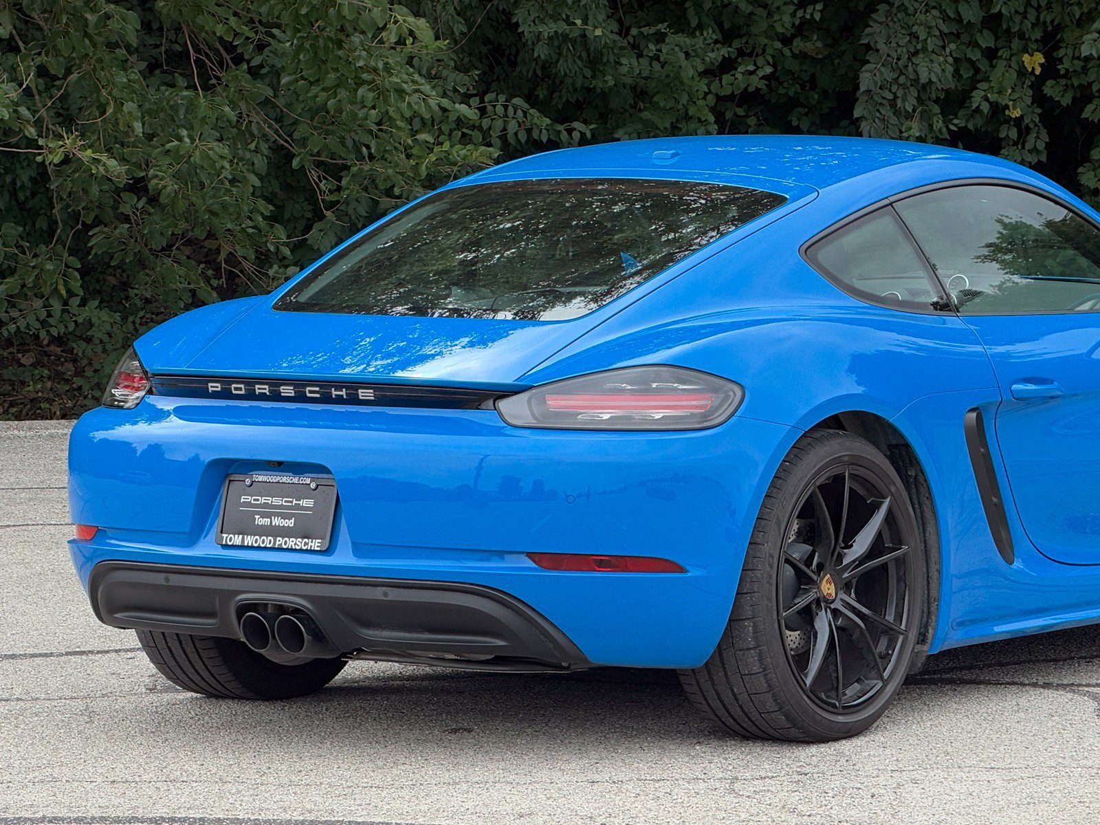 Certified 2025 Porsche 718 Cayman RWD image 10