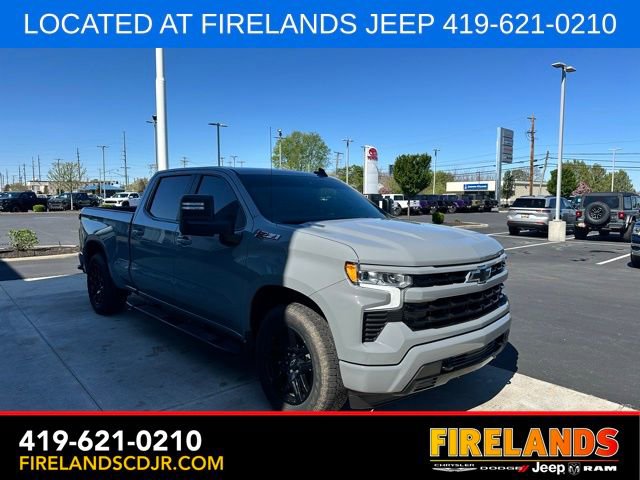 Used 2024 Chevrolet Silverado 1500 RST w/ Z71 Off-Road Package AWD/4WD image 13