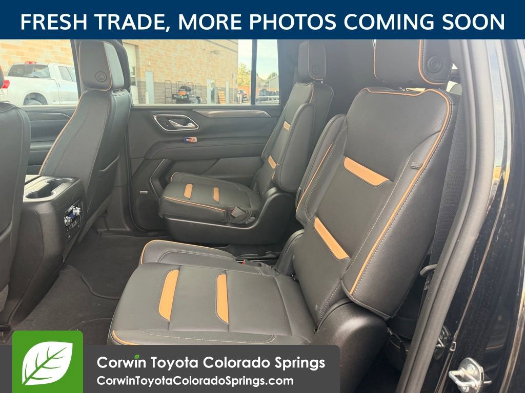 Used 2023 GMC Yukon XL AT4 w/ Technology Package image 10